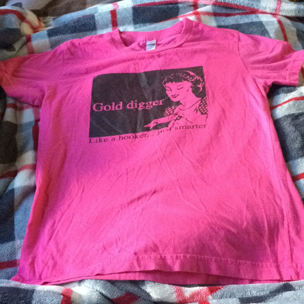 Pink t-shirt